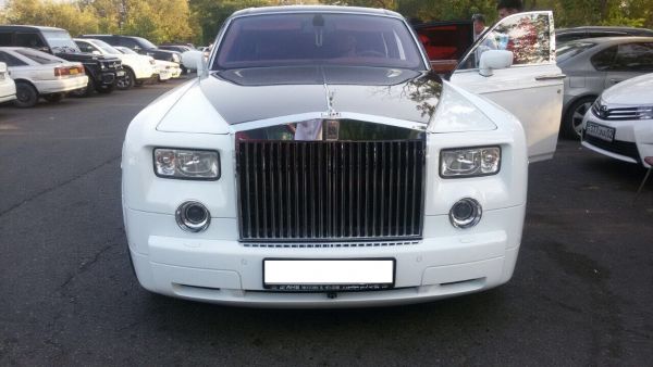 Rolls Royce Phantom1